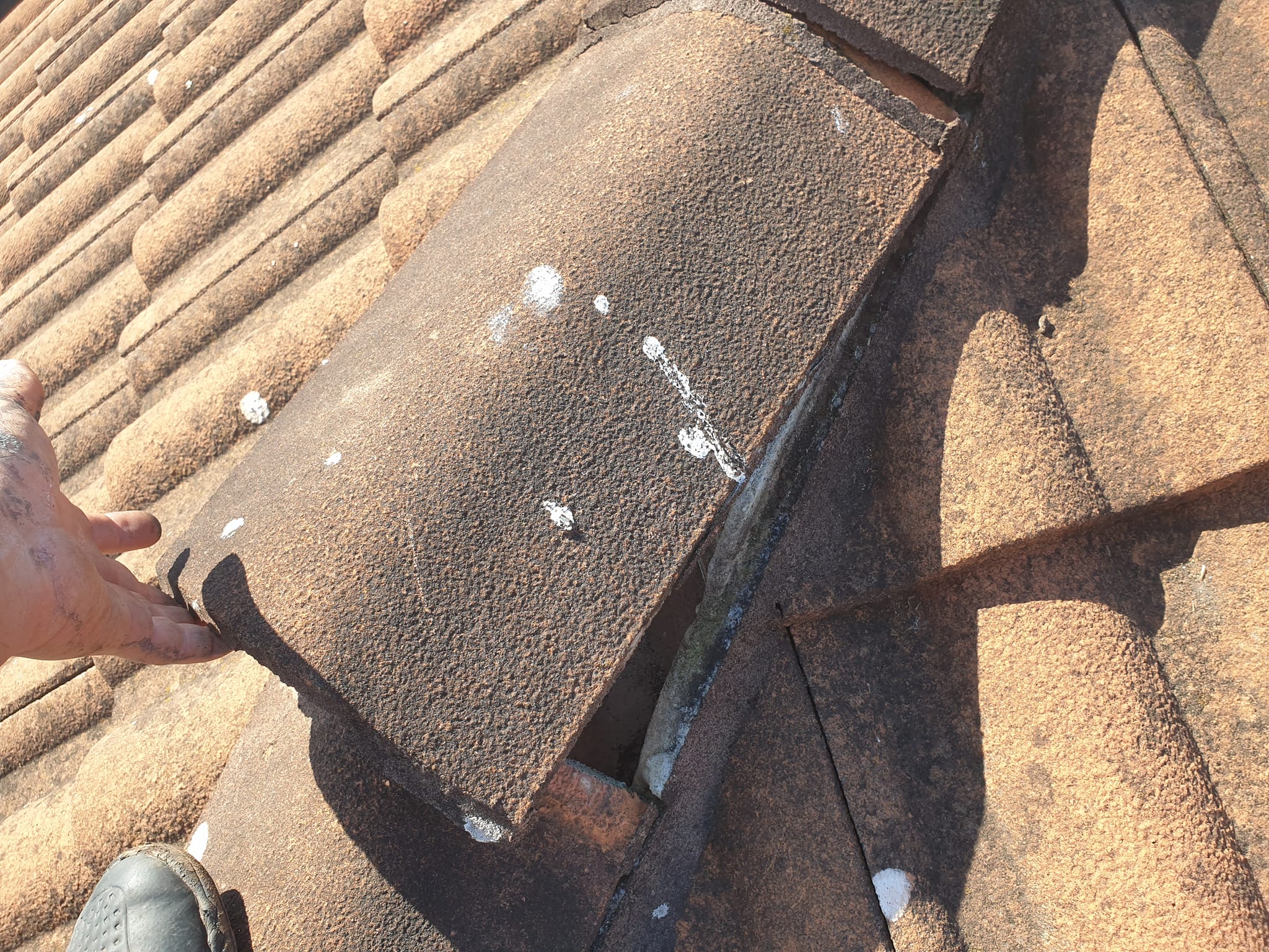 Before roof restoration Sydney damaged tiled roof